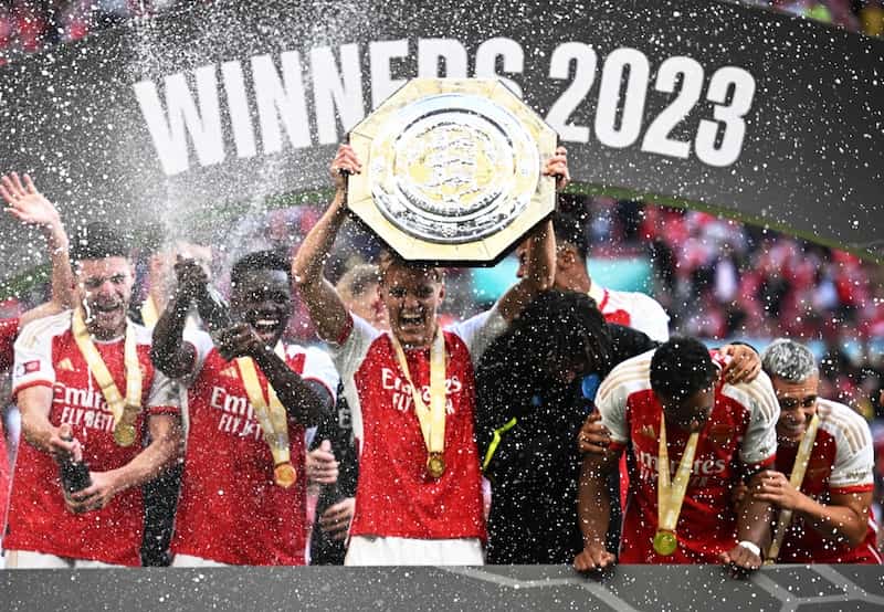 Arsenal vượt qua Man City, giành về chức vô địch Siêu cúp Anh